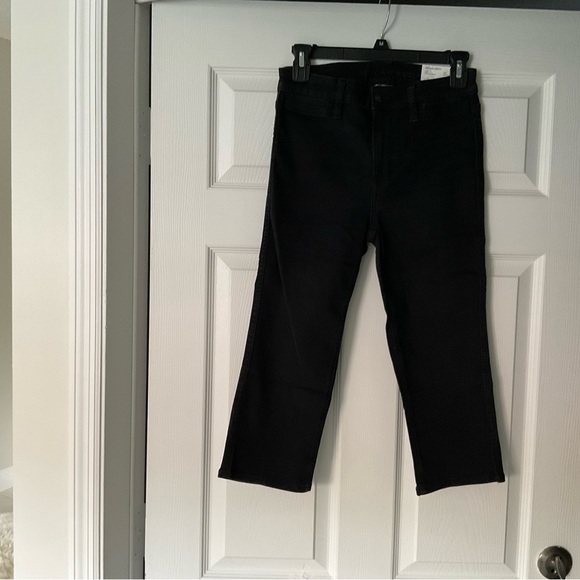 American Eagle Outfitters Black Capris - Picture 1 of 2